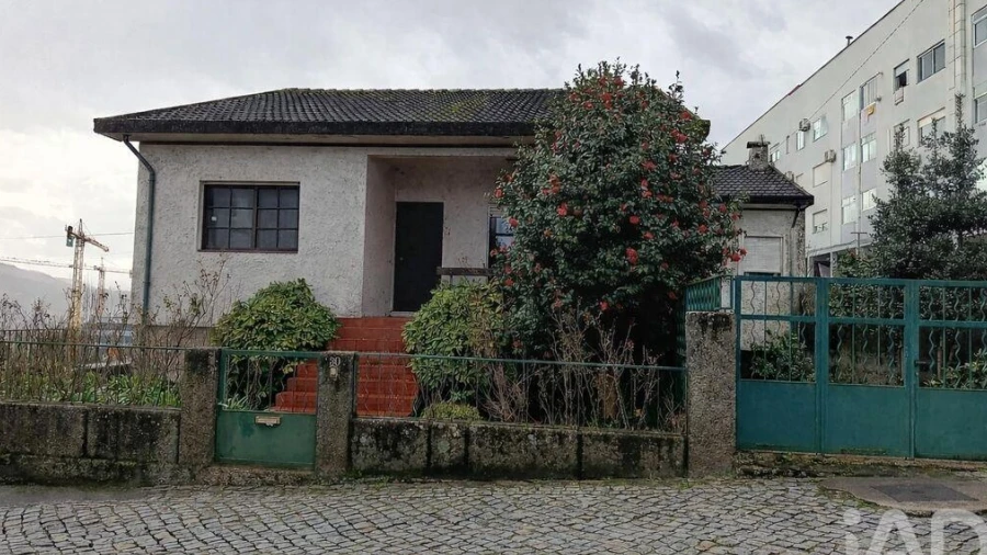 Moradia T3 para Venda em Livração
