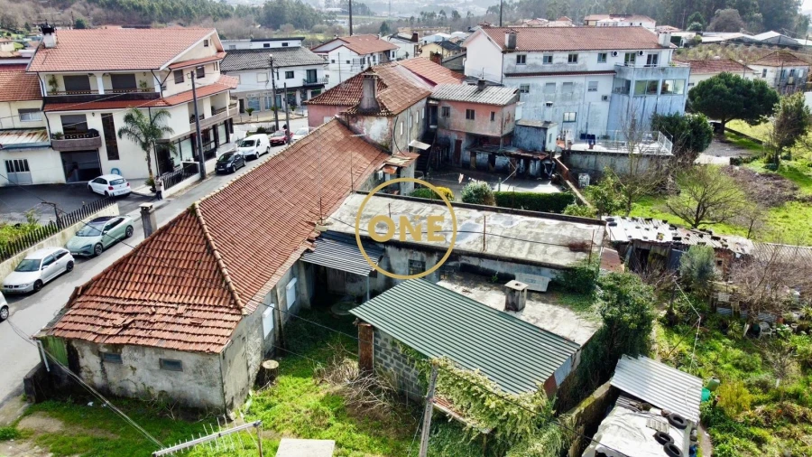 Moradia T4 para Venda em Frazão Arreigada Foto 5