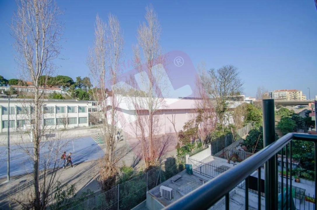 Apartamento T2 para Arrendamento em Avenidas Novas Foto 22