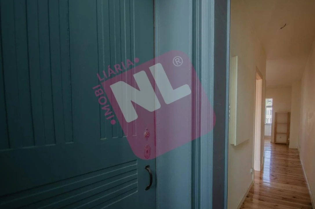 Apartamento T2 para Arrendamento em Avenidas Novas Foto 17