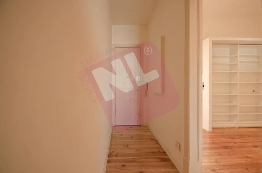 Apartamento T2 para Arrendamento em Avenidas Novas Foto 16