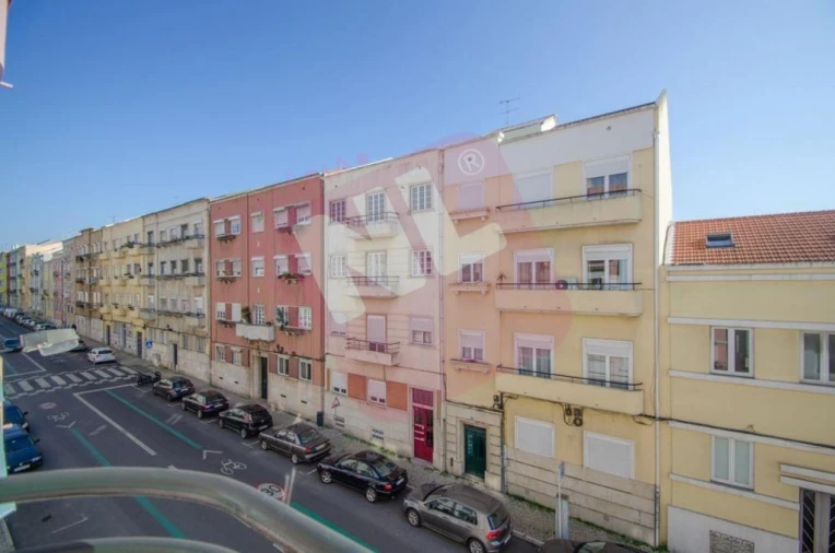 Apartamento T2 para Arrendamento em Avenidas Novas Foto 23