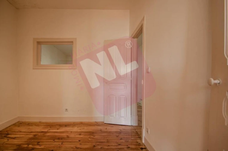 Apartamento T2 para Arrendamento em Avenidas Novas Foto 10