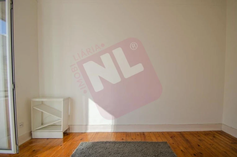 Apartamento T2 para Arrendamento em Avenidas Novas Foto 13