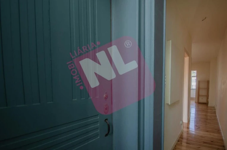 Apartamento T2 para Arrendamento em Avenidas Novas Foto 17