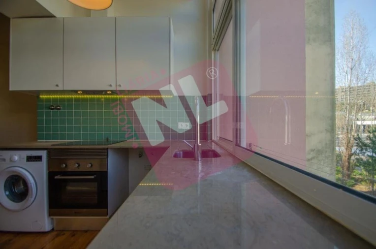 Apartamento T2 para Arrendamento em Avenidas Novas Foto 2