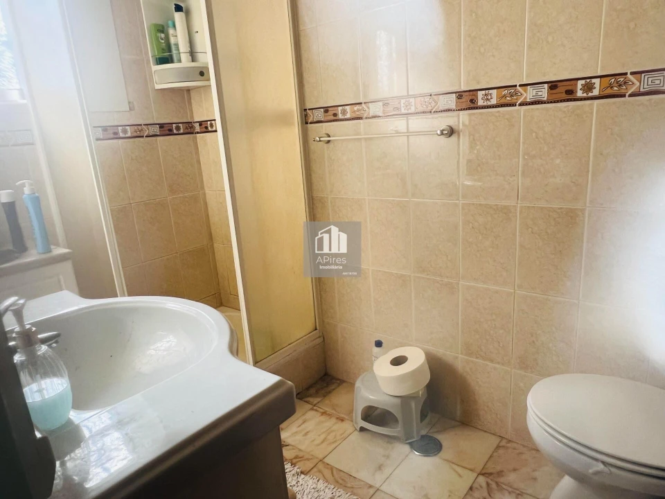 Moradia T4 para Venda em Fernao Ferro Foto 15