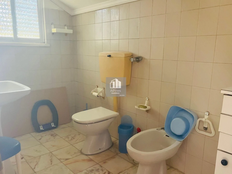 Moradia T4 para Venda em Fernao Ferro Foto 11