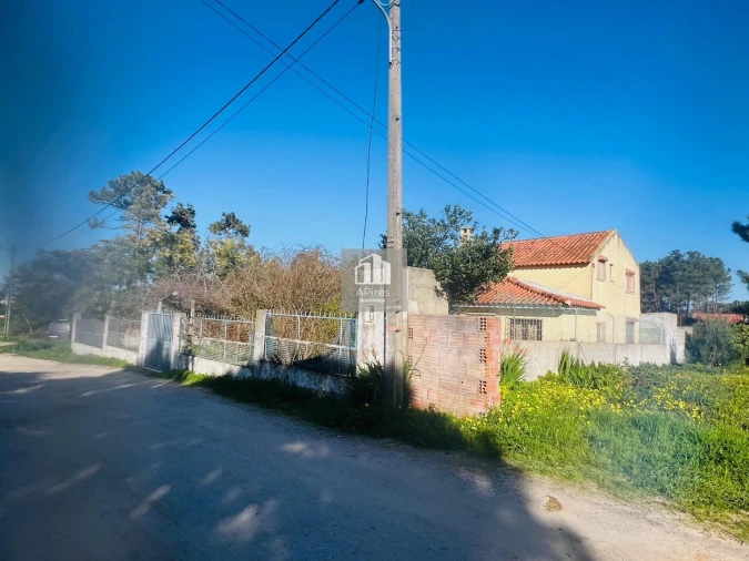 Moradia T4 para Venda em Fernao Ferro Foto 32