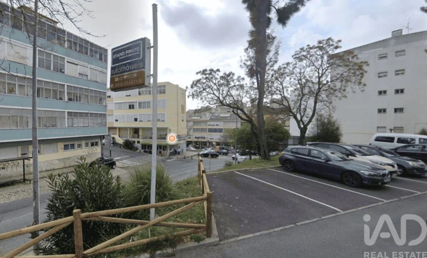 Apartamento T2 para Venda em Queluz e Belas Foto 7