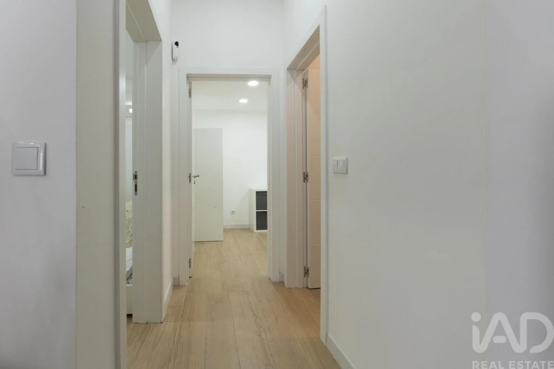 Apartamento T2 para Venda em Palmela Foto 12