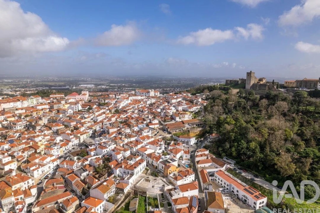 Apartamento T2 para Venda em Palmela Foto 16