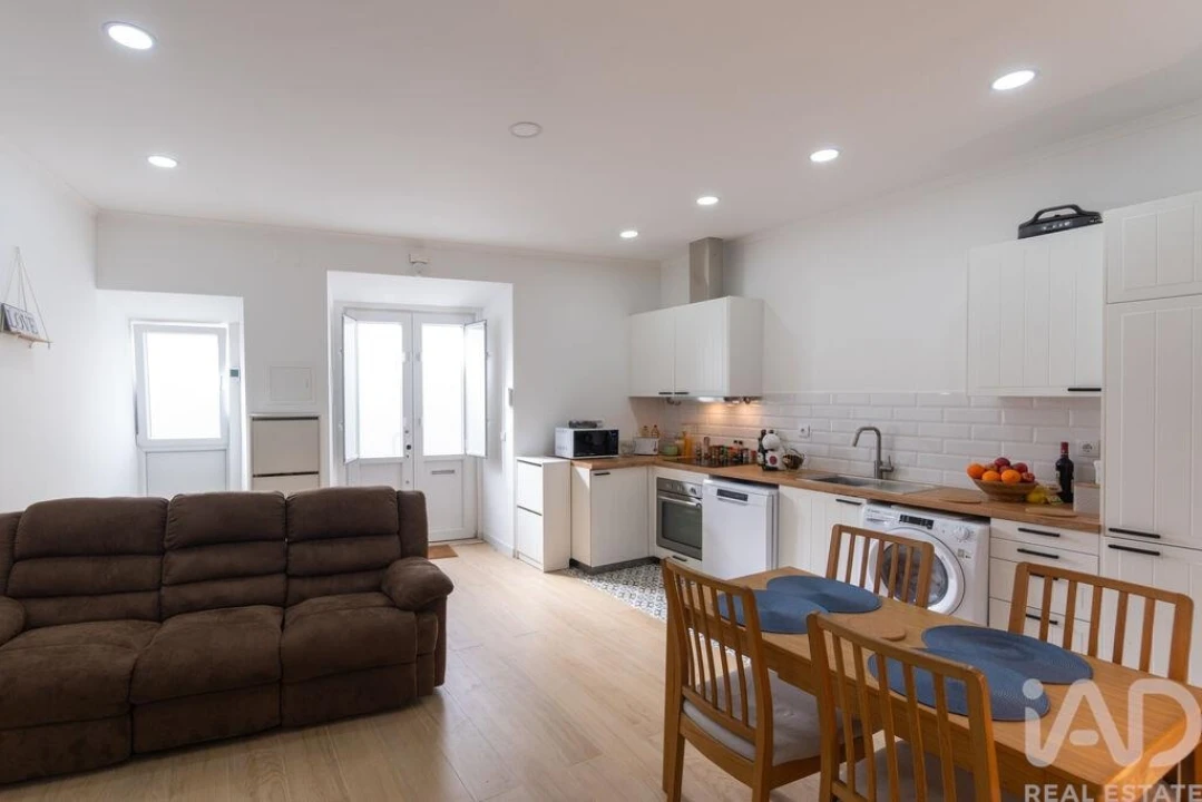 Apartamento T2 para Venda em Palmela Foto 2