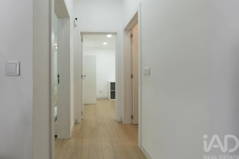 Apartamento T2 para Venda em Palmela Foto 12