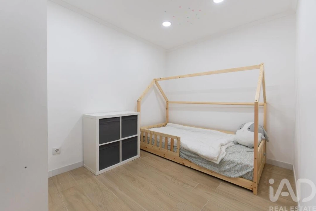 Apartamento T2 para Venda em Palmela Foto 9