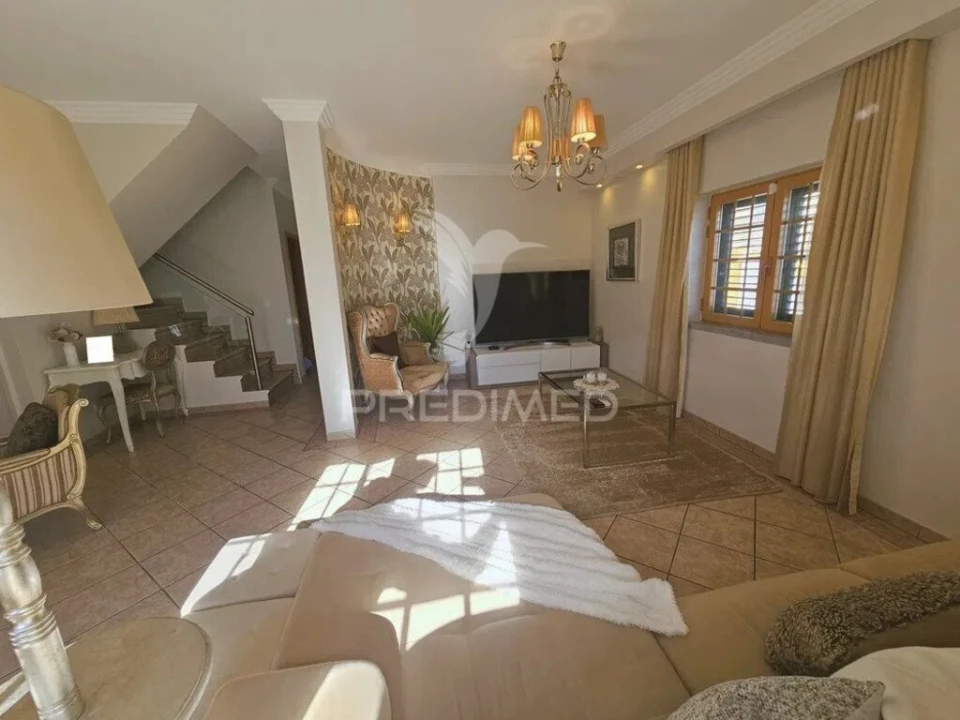 Moradia T4 para Venda em Beja (Salvador e Santa Maria da Feira) Foto 8