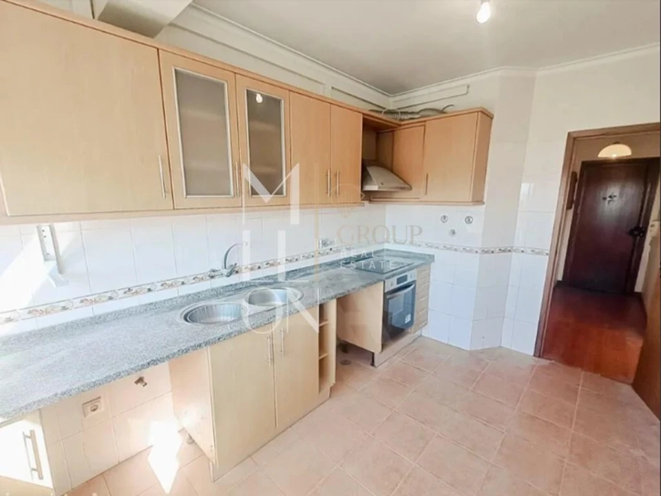 Apartamento T2 para Venda em Queluz e Belas Foto 18