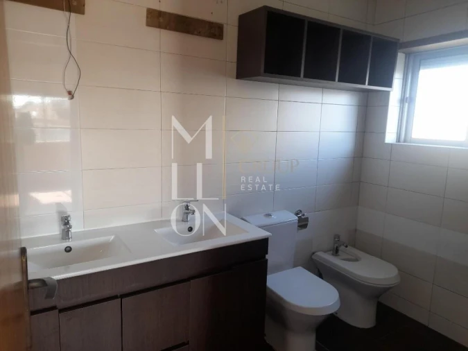 Apartamento T2 para Venda em Queluz e Belas Foto 7