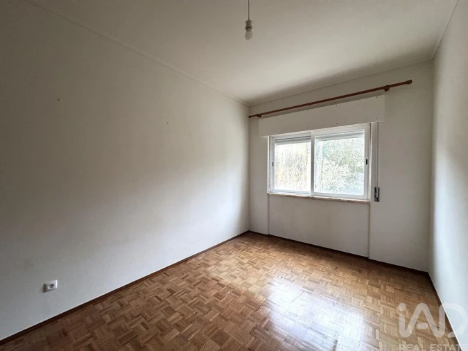 Apartamento T2 para Venda em Porto Salvo Foto 20