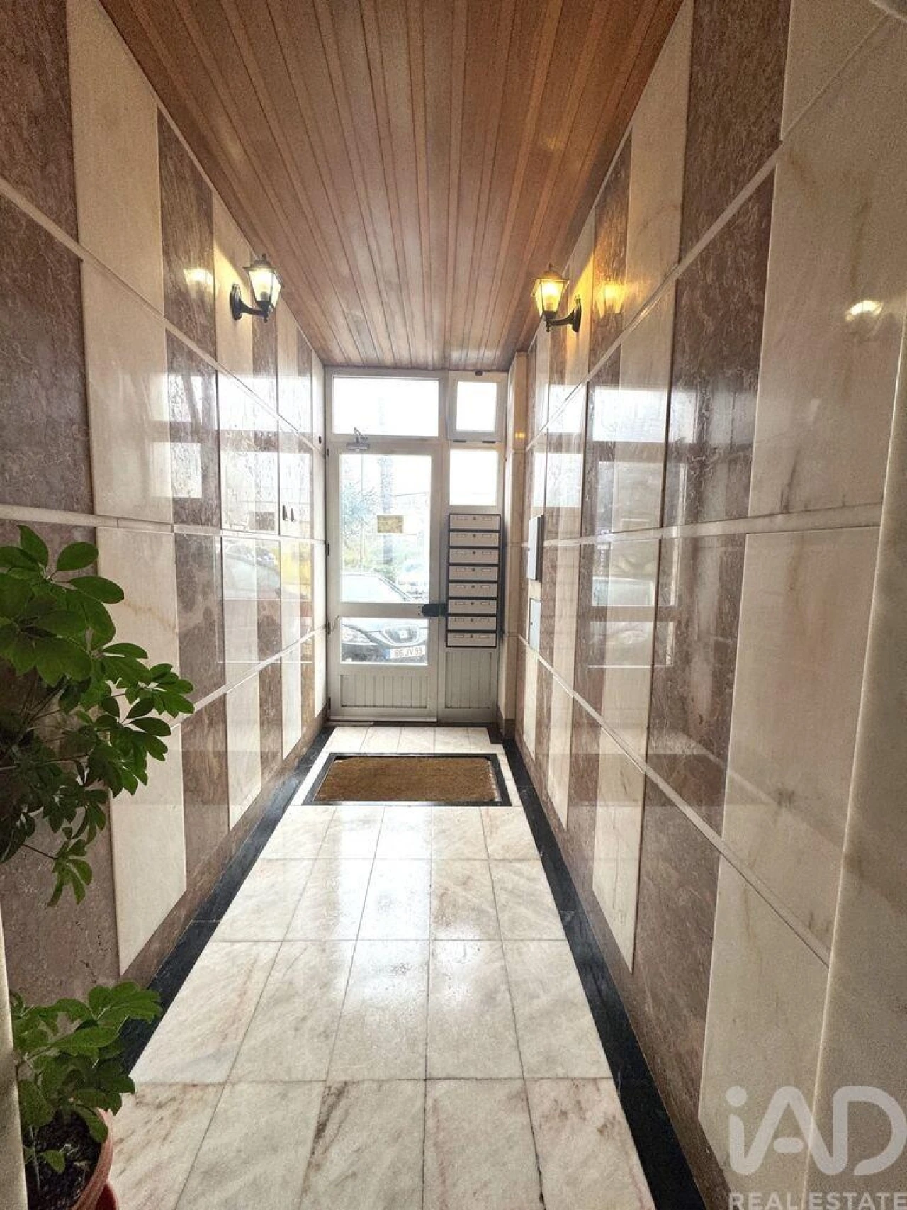 Apartamento T2 para Venda em Porto Salvo Foto 31