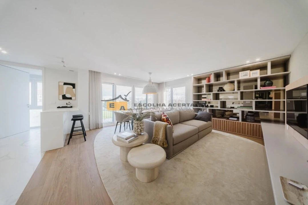 Apartamento T3 para Venda em Cidade da Maia Foto 4