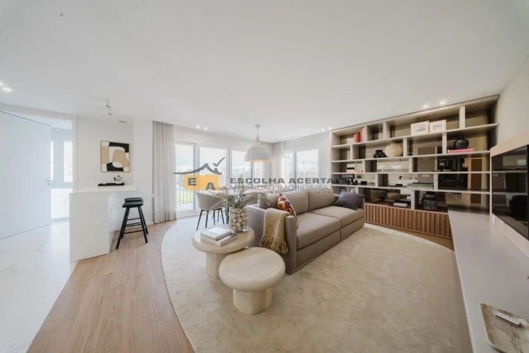 Apartamento T3 para Venda em Cidade da Maia Foto 4