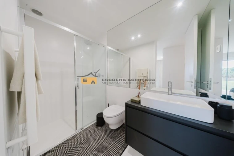 Apartamento T3 para Venda em Cidade da Maia Foto 8