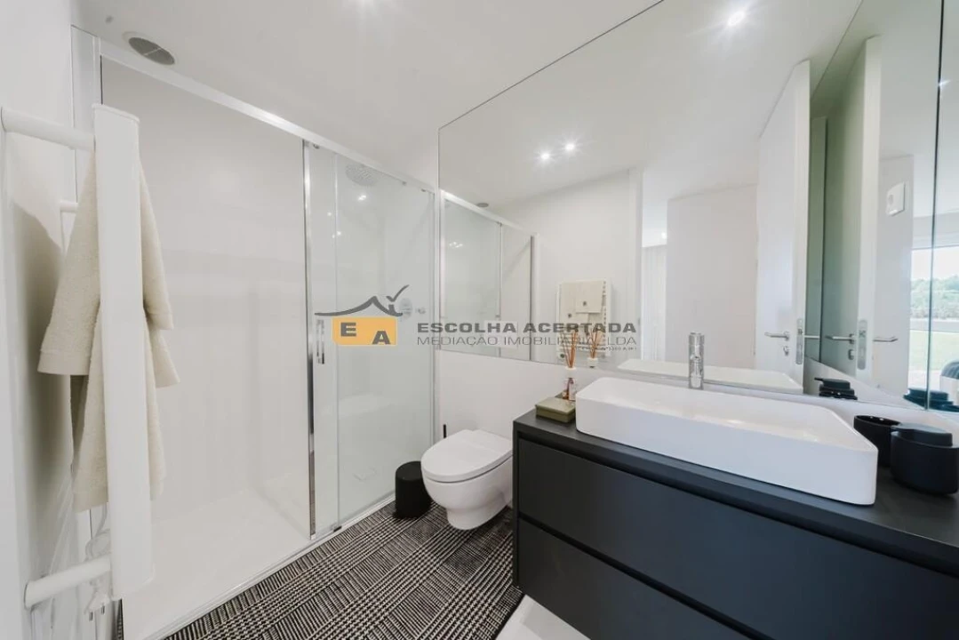 Apartamento T3 para Venda em Cidade da Maia Foto 8