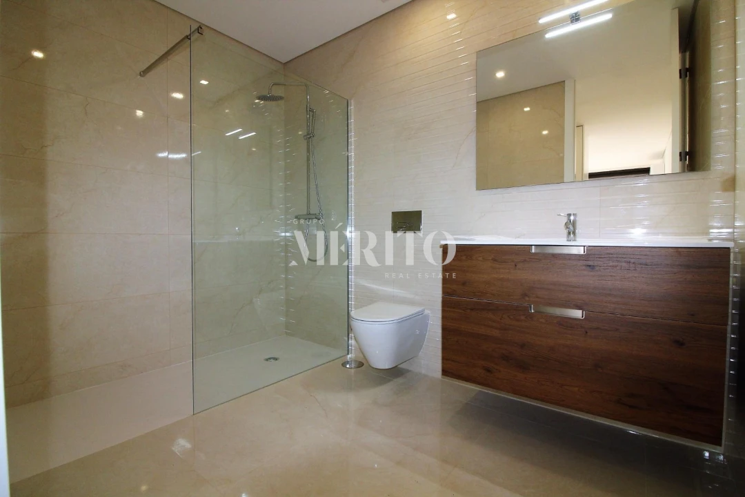 Apartamento T3 para Arrendamento em Galegos (Santa Maria) Foto 15