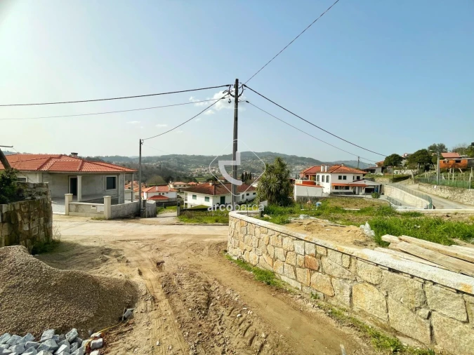 Terreno para Venda em Arcos de Valdevez (São Paio) e Giela Foto 9