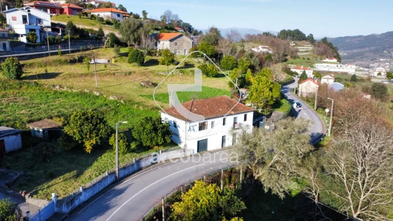 Moradia T4 para Venda em Crasto, Ruivos e Grovelas Foto 24
