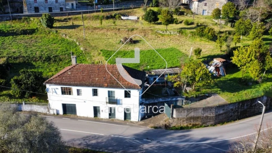 Moradia T4 para Venda em Crasto, Ruivos e Grovelas