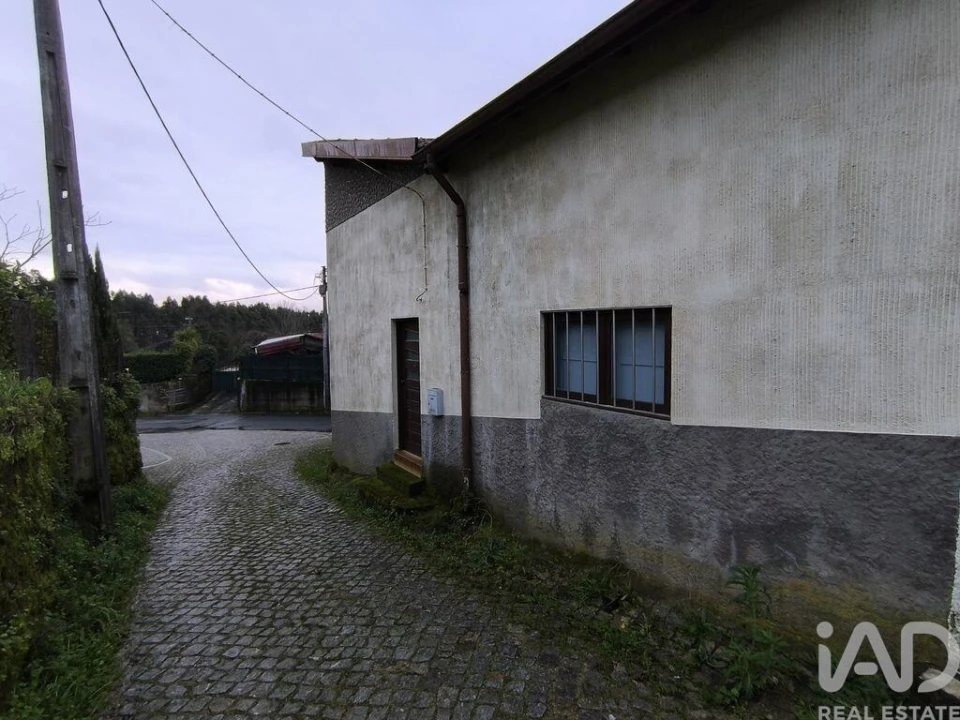 Moradia T5 para Venda em Vila Cova da Lixa e Borba de Godim Foto 32