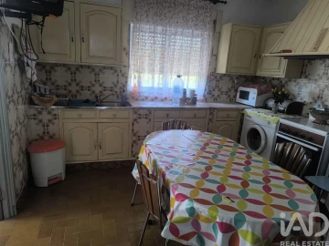 Moradia T5 para Venda em Vila Cova da Lixa e Borba de Godim