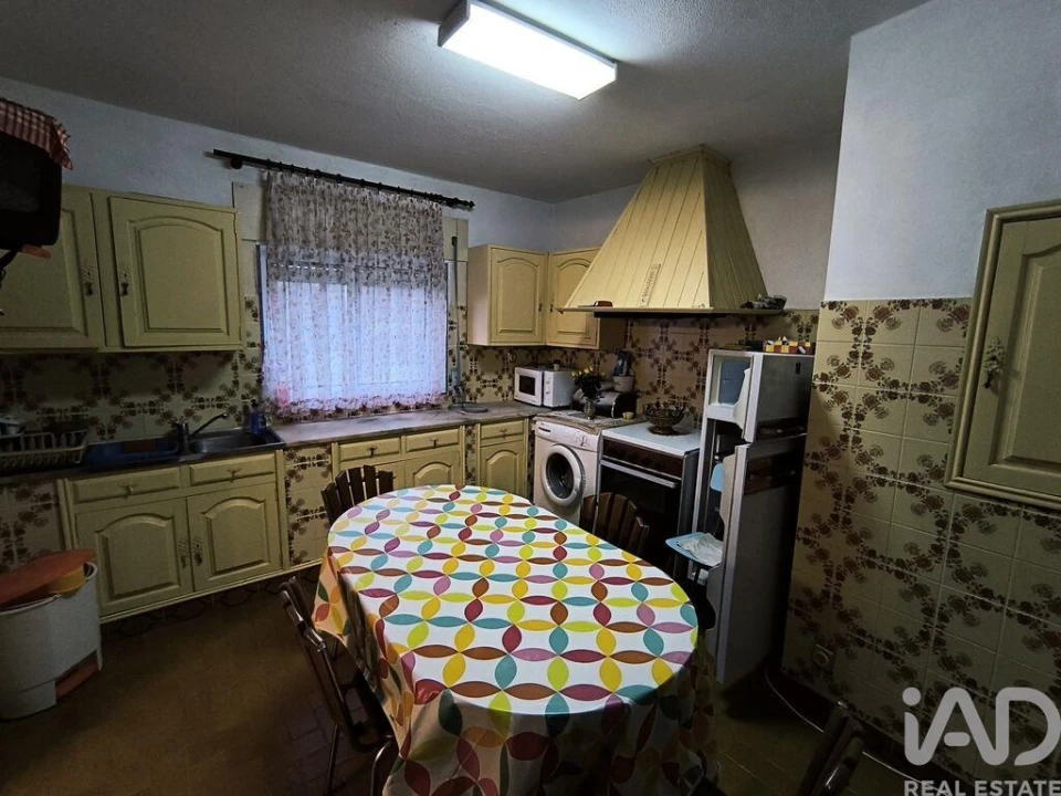 Moradia T5 para Venda em Vila Cova da Lixa e Borba de Godim Foto 13