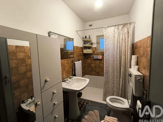 Moradia T5 para Venda em Vila Cova da Lixa e Borba de Godim Foto 9