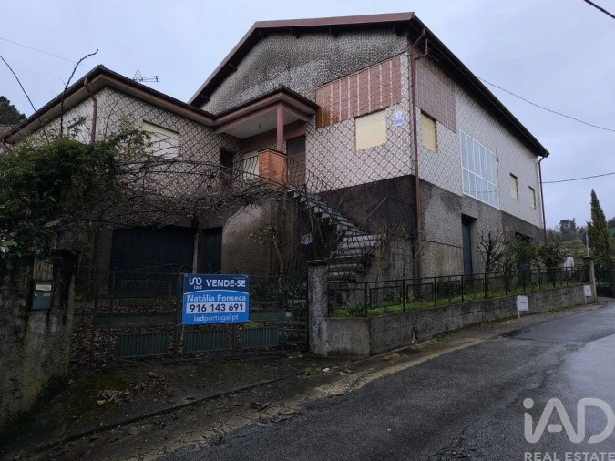 Moradia T5 para Venda em Vila Cova da Lixa e Borba de Godim Foto 30