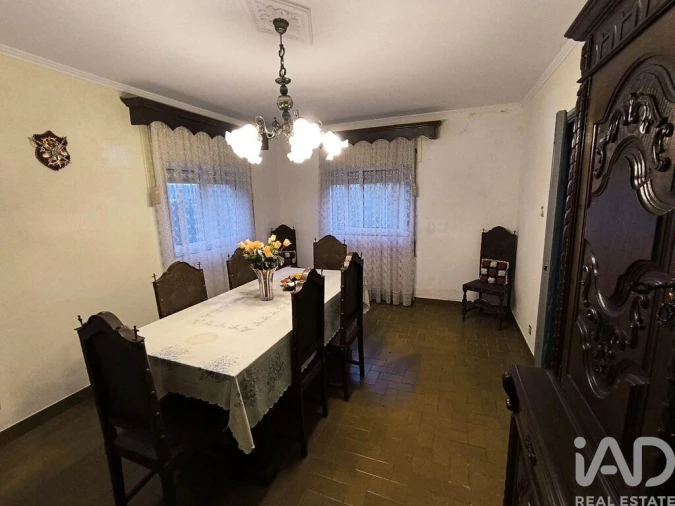 Moradia T5 para Venda em Vila Cova da Lixa e Borba de Godim Foto 11