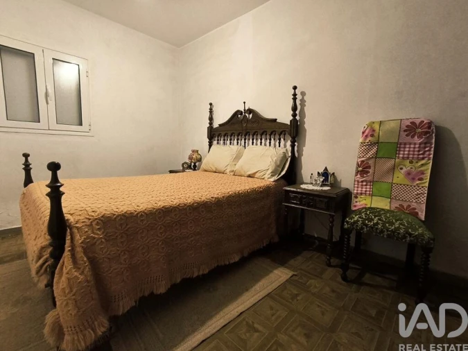 Moradia T5 para Venda em Vila Cova da Lixa e Borba de Godim Foto 8