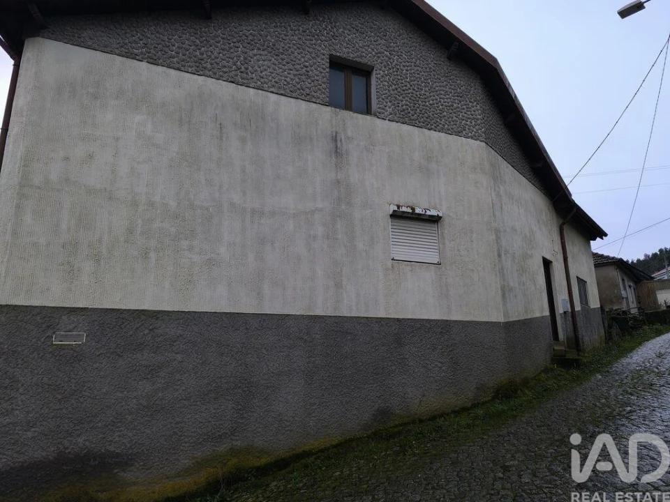 Moradia T5 para Venda em Vila Cova da Lixa e Borba de Godim Foto 31