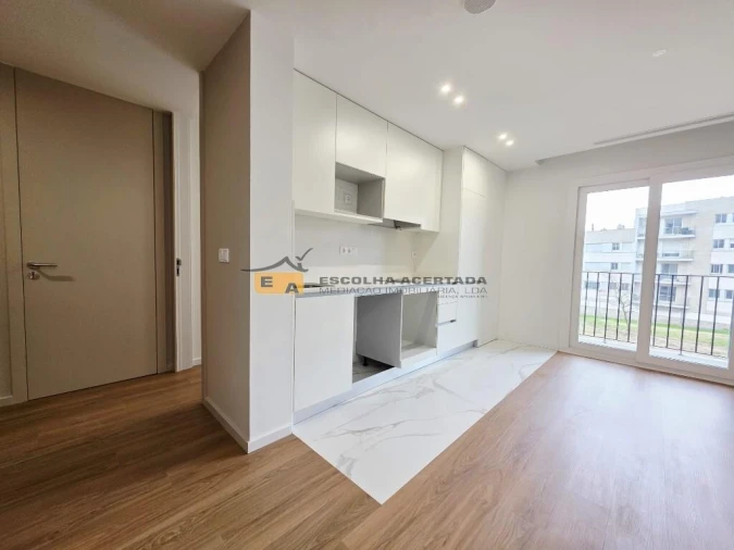 Apartamento T1 para Venda em Cidade da Maia Foto 1