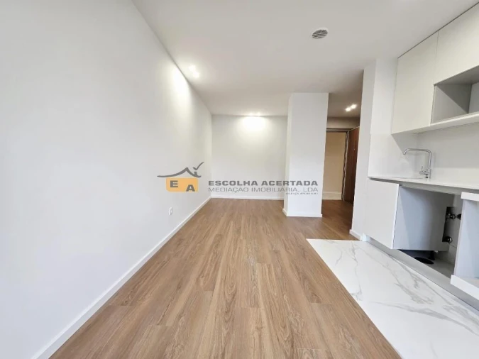 Apartamento T1 para Venda em Cidade da Maia Foto 5