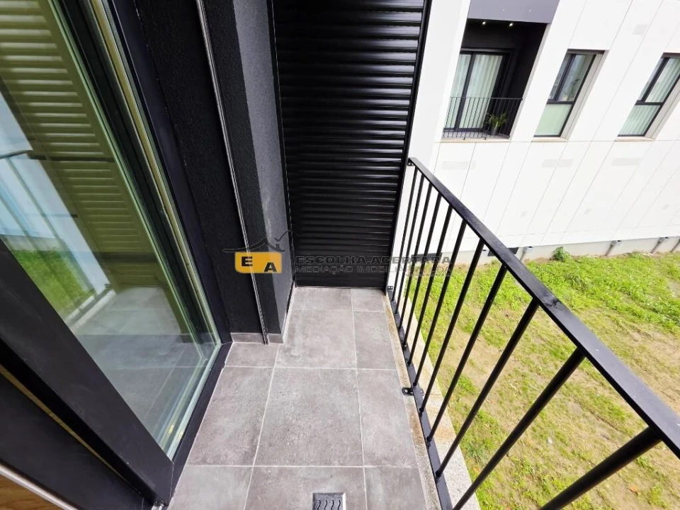 Apartamento T1 para Venda em Cidade da Maia Foto 2