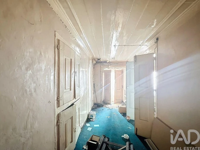 Prédio para Venda em Santa Maria Maior Foto 9