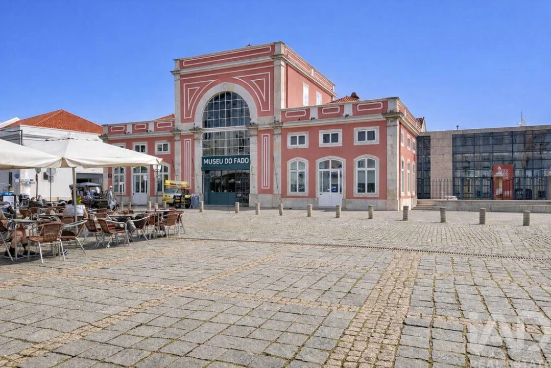 Prédio para Venda em Santa Maria Maior Foto 38