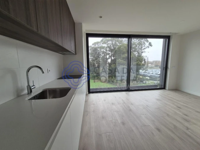 Apartamento para Venda em São Mamede de Infesta e Senhora da Hora Foto 2