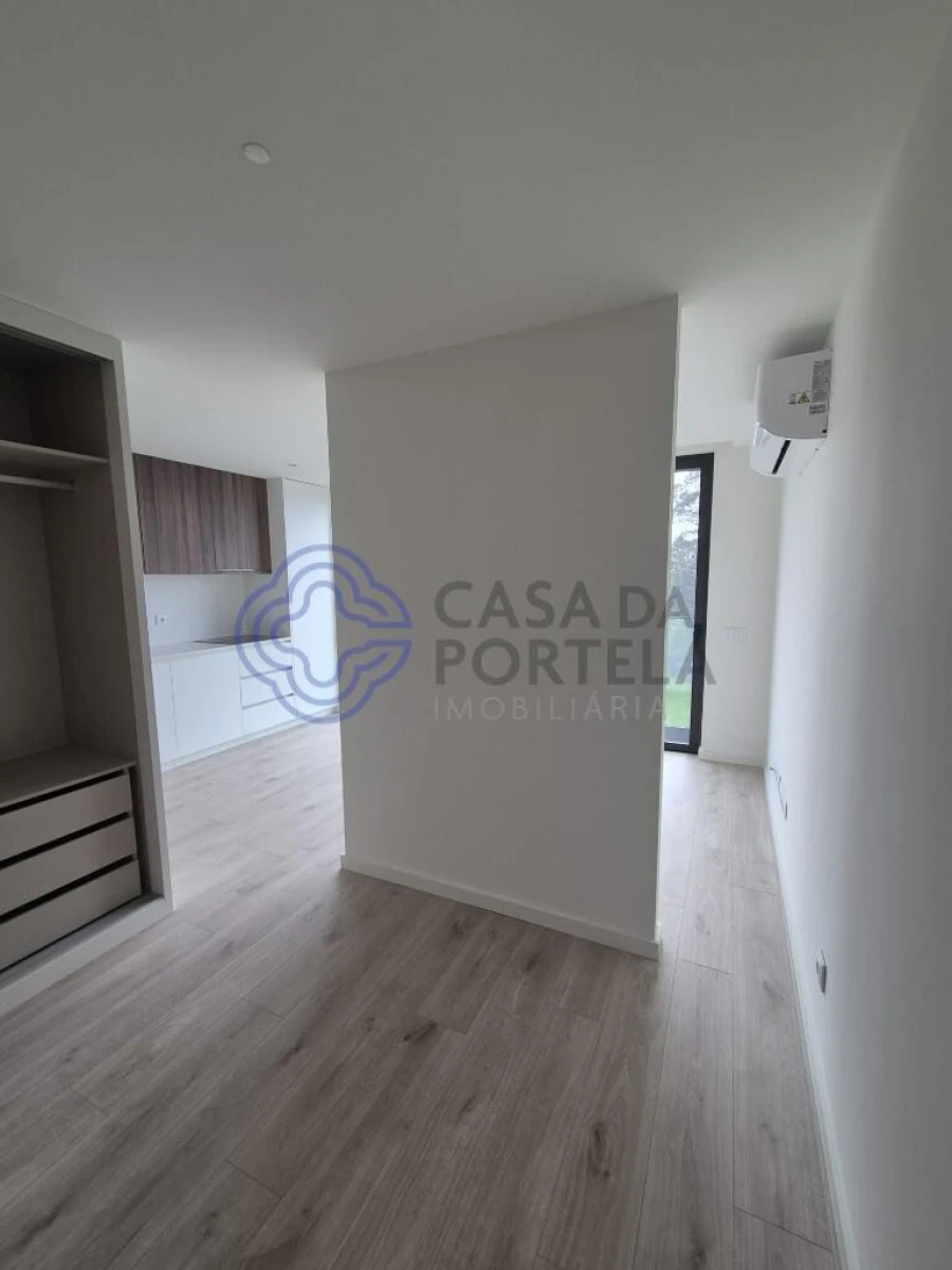 Apartamento para Venda em São Mamede de Infesta e Senhora da Hora Foto 7