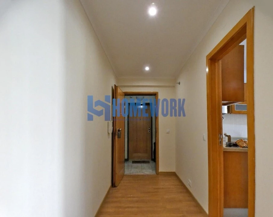 Apartamento T3 para Venda em Rio de Mouro Foto 28