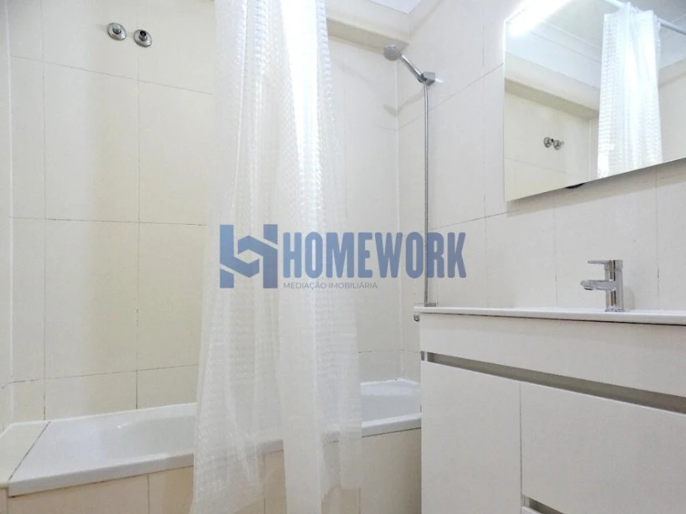 Apartamento T3 para Venda em Rio de Mouro Foto 13