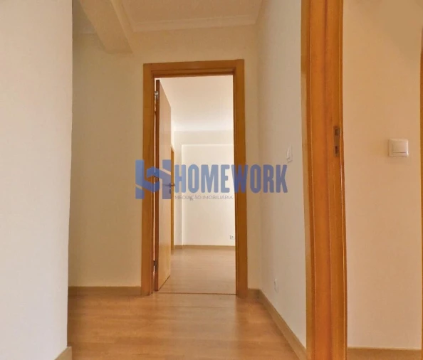 Apartamento T3 para Venda em Rio de Mouro Foto 26